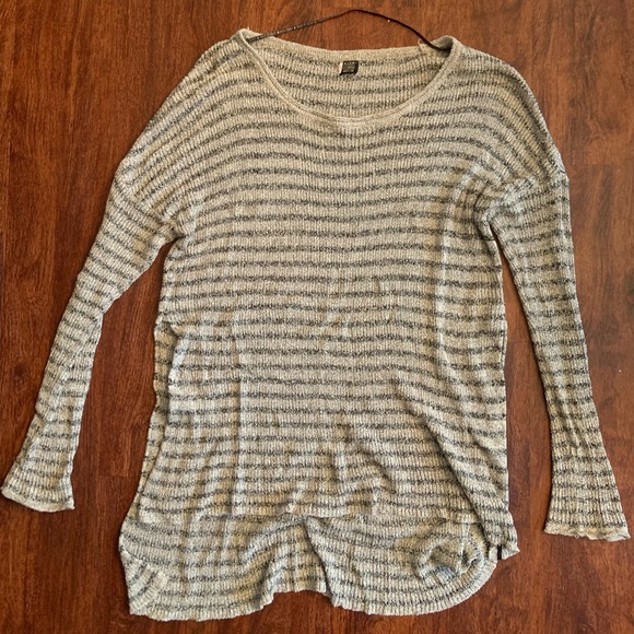 Volcom womens large striped sweater - Picture 1 of 3